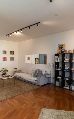 Apartamento à venda com 180m², 3 quartos e 1 vagaSala
