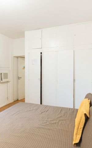 Apartamento à venda com 180m², 3 quartos e 1 vagaSuíte