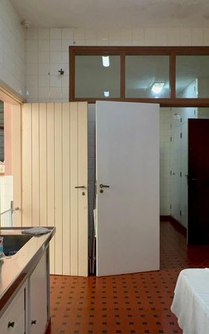 Casa para alugar com 211m², 3 quartos e 2 vagas Casa para alugar com 211m², 3 quartos e 2 vagasCozinha