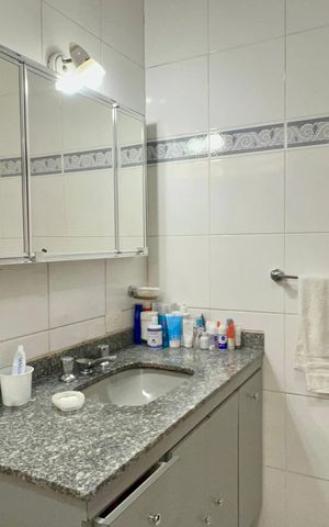 Casa para alugar com 211m², 3 quartos e 2 vagas Casa para alugar com 211m², 3 quartos e 2 vagasBanheiro 2