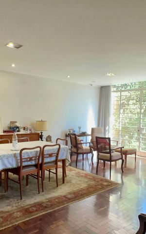 Casa para alugar com 211m², 3 quartos e 2 vagas Casa para alugar com 211m², 3 quartos e 2 vagasSala