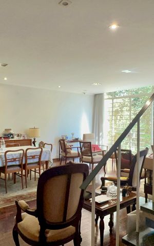 Casa para alugar com 211m², 3 quartos e 2 vagas Casa para alugar com 211m², 3 quartos e 2 vagasSala