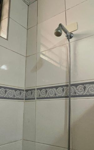 Casa para alugar com 211m², 3 quartos e 2 vagas Casa para alugar com 211m², 3 quartos e 2 vagasBanheiro 2