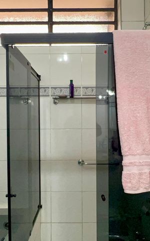 Casa para alugar com 211m², 3 quartos e 2 vagas Casa para alugar com 211m², 3 quartos e 2 vagasBanheiro 2