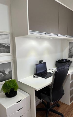 Apartamento à venda com 122m², 3 quartos e 1 vaga Apartamento à venda com 122m², 3 quartos e 1 vagaBancada do escritório