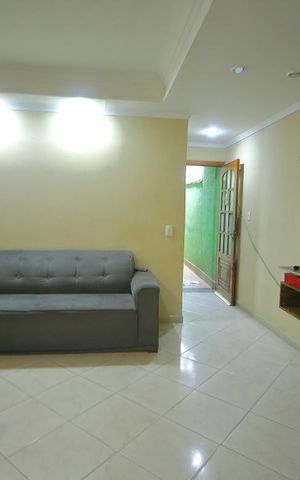 Casa à venda com 125m², 2 quartos e 2 vagasSala