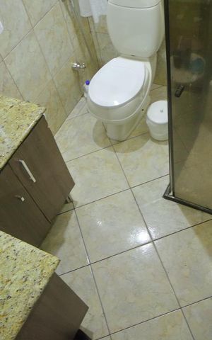 Casa à venda com 125m², 2 quartos e 2 vagasBanheiro 
