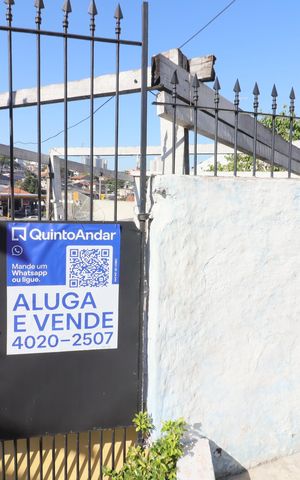 Casa à venda com 196m², 2 quartos e 1 vagaPlaca