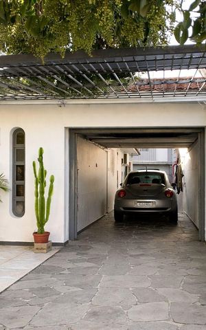 Casa à venda com 210m², 3 quartos e 3 vagas