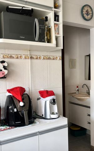 Casa à venda com 150m², 2 quartos e 2 vagas Casa à venda com 150m², 2 quartos e 2 vagasCozinha