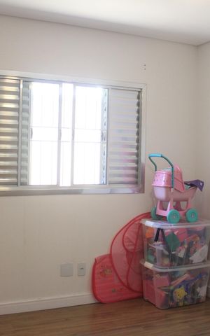 Casa à venda com 300m², 4 quartos e 4 vagasSuíte 2