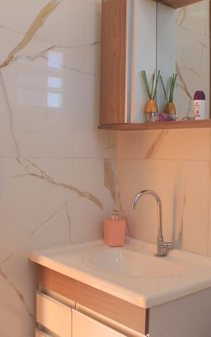 Casa à venda com 300m², 4 quartos e 4 vagasBanheiro 2