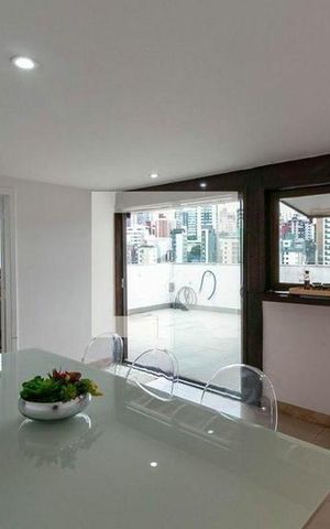 Apartamento à venda com 180m², 3 quartos e 2 vagas