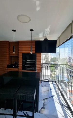 Apartamento à venda com 163m², 4 quartos e 3 vagasVaranda
