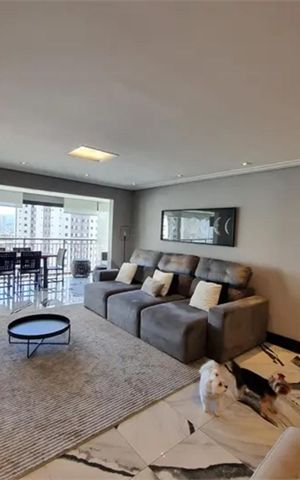 Apartamento à venda com 163m², 4 quartos e 3 vagasSala