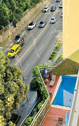 Apartamento à venda com 92m², 3 quartos e 1 vagaÁrea comum