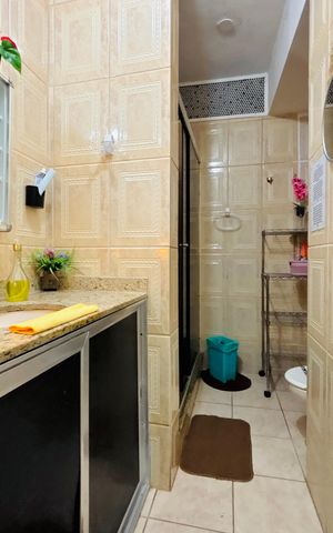 Apartamento à venda com 92m², 3 quartos e 1 vagaBanheiro social