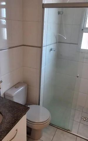 Apartamento para alugar com 70m², 2 quartos e 2 vagas Apartamento para alugar com 70m², 2 quartos e 2 vagasBanheiro