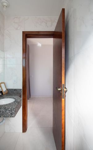 Apartamento à venda com 128m², 2 quartos e 2 vagas Apartamento à venda com 128m², 2 quartos e 2 vagasBanheiro Social 2