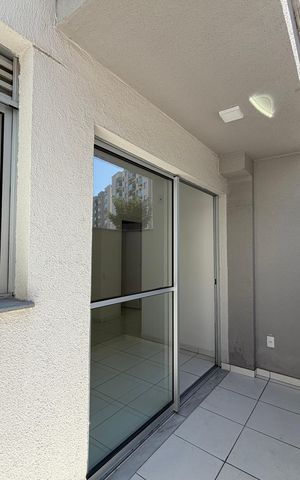 Apartamento à venda com 48m², 2 quartos e 1 vaga Apartamento à venda com 48m², 2 quartos e 1 vagaSala - Varanda