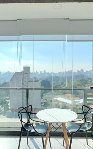 Studio para alugar com 26m², 1 quarto e 1 vaga Studio para alugar com 26m², 1 quarto e 1 vagaVaranda