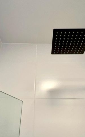 Studio para alugar com 26m², 1 quarto e 1 vaga Studio para alugar com 26m², 1 quarto e 1 vagaBanheiro