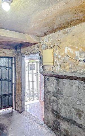 Casa à venda com 255m², 3 quartos e 2 vagasGaragem