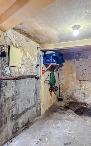 Casa à venda com 255m², 3 quartos e 2 vagasGaragem