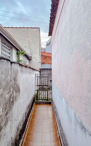 Casa à venda com 255m², 3 quartos e 2 vagasVaranda