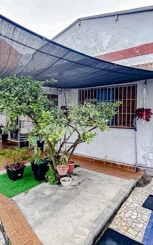 Casa à venda com 255m², 3 quartos e 2 vagasVaranda