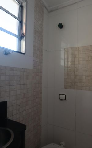 Apartamento para alugar com 50m², 2 quartos e sem vagaBanheiro