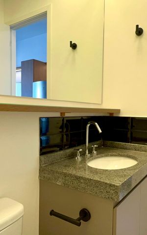 Studio para alugar com 26m², 1 quarto e 1 vaga Studio para alugar com 26m², 1 quarto e 1 vagaBanheiro