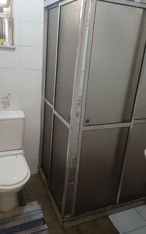 Casa de condomínio à venda com 250m², 3 quartos e 1 vaga Casa de condomínio à venda com 250m², 3 quartos e 1 vagaBanheiro