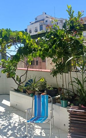 Casa de condomínio à venda com 250m², 3 quartos e 1 vaga Casa de condomínio à venda com 250m², 3 quartos e 1 vagaÁrea externa