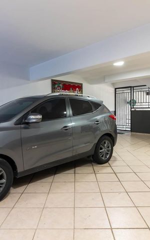 Casa à venda com 260m², 5 quartos e 5 vagasGaragem