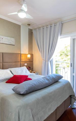 Casa à venda com 260m², 5 quartos e 5 vagasSuíte 1