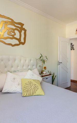 Casa à venda com 260m², 5 quartos e 5 vagasSuíte 3