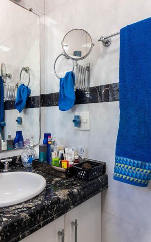 Casa à venda com 260m², 5 quartos e 5 vagasBanheiro da Suíte 4