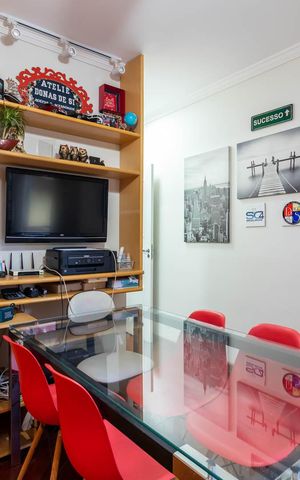 Casa à venda com 260m², 5 quartos e 5 vagasSuíte 2