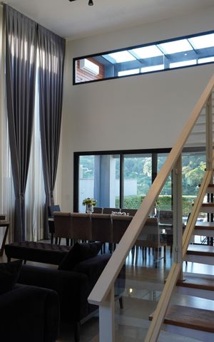Casa de condomínio à venda com 460m², 5 quartos e 4 vagasSala de Estar