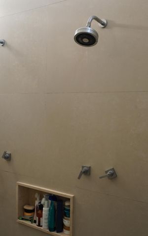 Casa de condomínio à venda com 460m², 5 quartos e 4 vagasBanheiro da Suíte 1