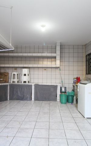 Casa à venda com 124m², 3 quartos e 1 vagaÁrea de Serviço