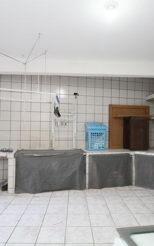 Casa à venda com 124m², 3 quartos e 1 vagaÁrea de Serviço