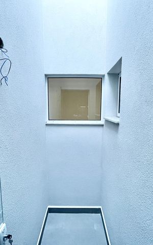 Casa à venda com 145m², 3 quartos e 2 vagas Casa à venda com 145m², 3 quartos e 2 vagasQuarto 3 - Suíte Jardim de Inverno