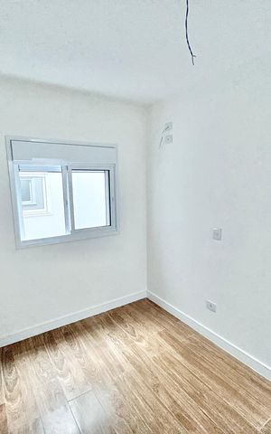 Casa à venda com 145m², 3 quartos e 2 vagas Casa à venda com 145m², 3 quartos e 2 vagasQuarto 3 - Suíte