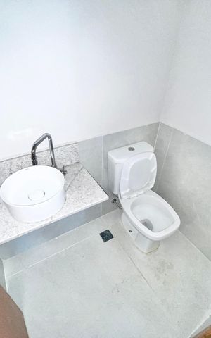 Casa à venda com 145m², 3 quartos e 2 vagas Casa à venda com 145m², 3 quartos e 2 vagasLavabo