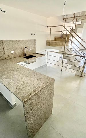 Casa à venda com 145m², 3 quartos e 2 vagas Casa à venda com 145m², 3 quartos e 2 vagasCozinha
