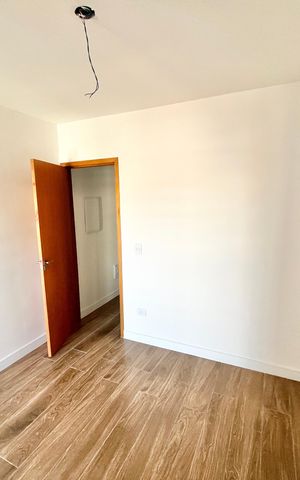 Casa à venda com 145m², 3 quartos e 2 vagas Casa à venda com 145m², 3 quartos e 2 vagasQuarto 1 - Suíte