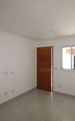Casa à venda com 145m², 3 quartos e 2 vagasSala