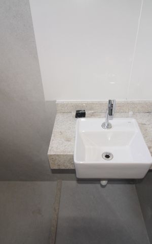 Casa à venda com 145m², 3 quartos e 2 vagasQuarto 1 - Banheiro